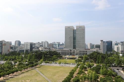 <b>대전</b>시 <b>공무원</b> 숨진 채 발견... "건물서 추락 추정"