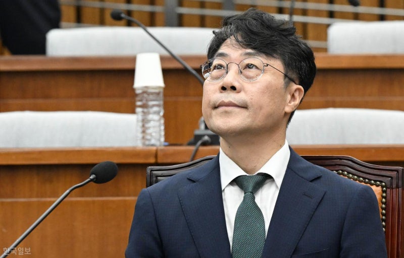 김성수 "李 사건, 9일 만에 파기환송은 이례적"…  판결 적절성은 대답 회피