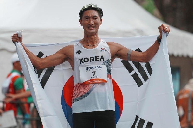 '4번째 AG 출전' <b>최병광</b>, 남자 하프 마라톤 경보 <b>동메달</b>