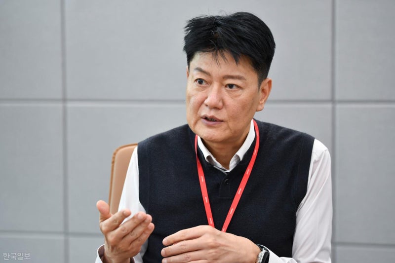 "우리가 돈이 없지 기술이 없냐"… 18년 만에 결실 본 한미약품 비만 신약 '에페'