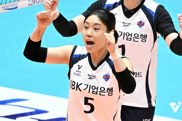 '김하경의 조율' <b>IBK기업은행</b>, '염혜선 결장한' 정관장에 3-1 <b>역전승</b>