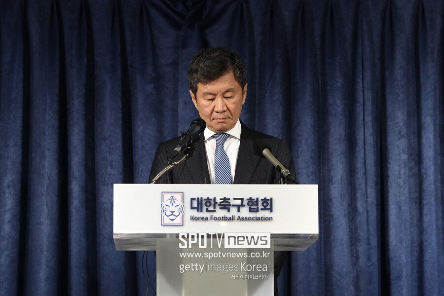 손흥민 은퇴 고민했던 아시안컵 탈락, 입 연 정몽규 회장 "클린스만 못...