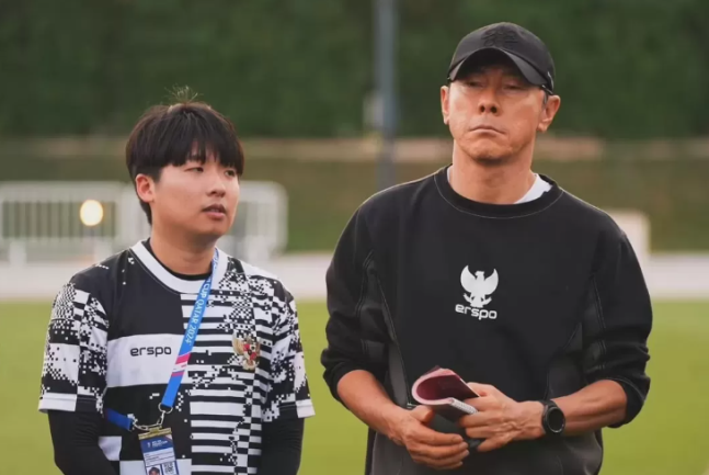 인도네시아 그렇게 쓰는 거 아닌데…신태용, 경질에도 진심 응원 클루이베르트와 시간 부족해 보여