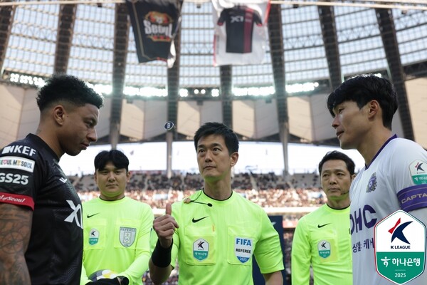 <b>이정효</b> 감독 이상으로 유명세 탄다는 선수단 기대…안양 <b>유병훈</b> 감독은...