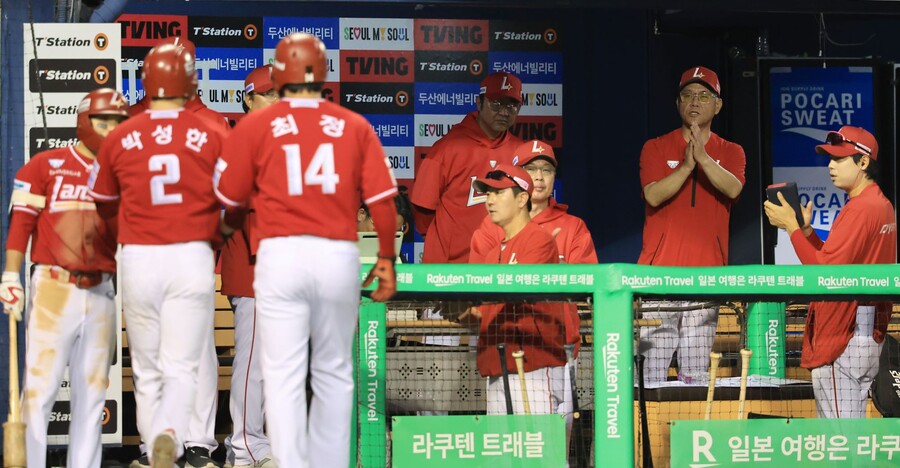 <b>앤더슨</b> 158.5 미친 구위, 최지훈-정준재-최준우 맹활약… SSG 신바람 4...