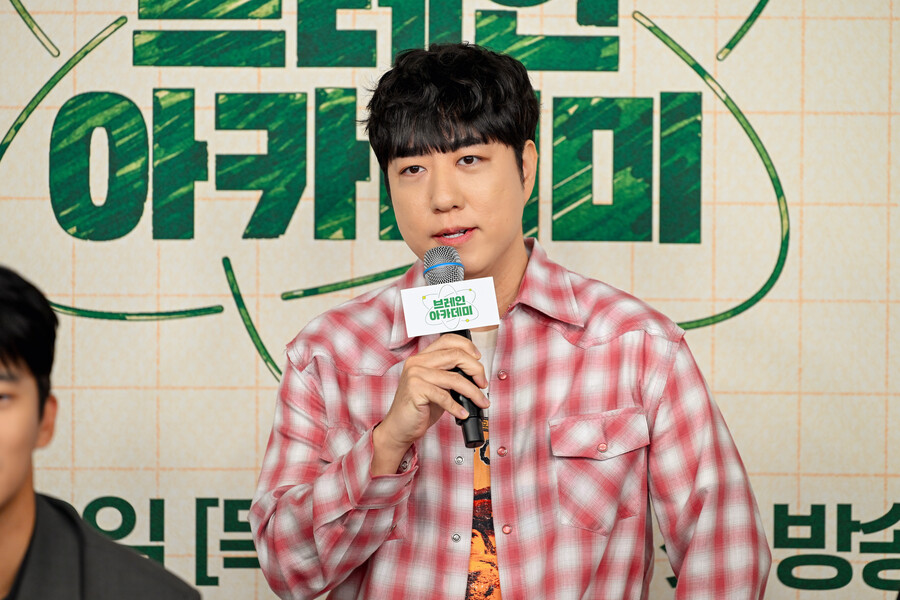 "韓<b>브레인</b> 다 모였다"…전현무→하석진의 마음 편한 <b>퀴즈쇼</b> '<b>브레인</b> 아...