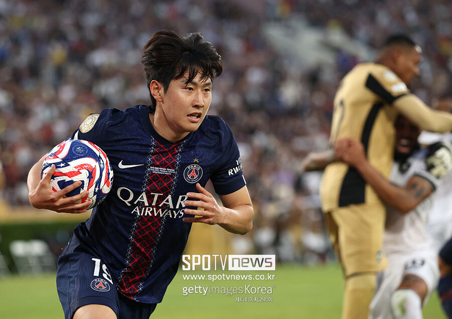 BBC급 佛 속보 떴다! <b>이강인</b> 당장 PSG 떠날 수도…"EPL <b>노팅엄</b>, 무려 974억...