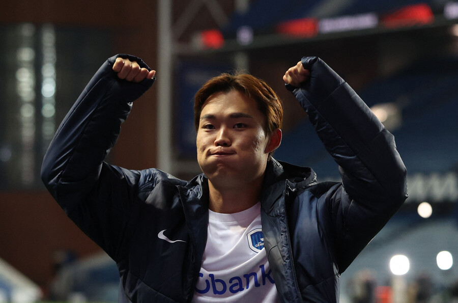 '원샷원킬 제대로 보여줬다!' <b>오현규</b>, 교체 투입 후 <b>극장골</b> 주인공 우뚝...