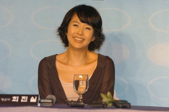 故<b>최진실</b>, 벌써 <b>17주기</b>…여전히 그리운 '만인의 연인'