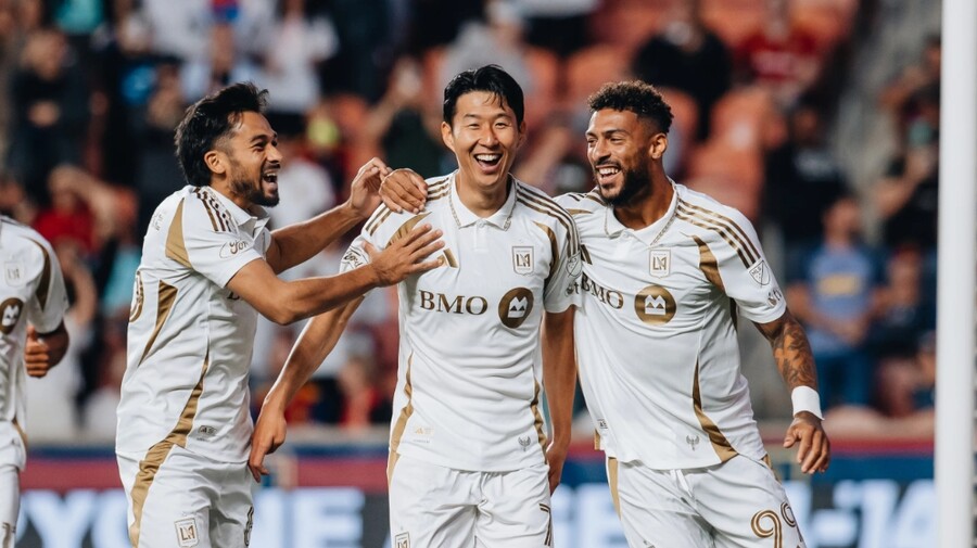 "흥부 듀오 없어도 무적" <b>손흥민</b>·부앙가 빠졌는데…<b>LAFC</b>, <b>토론토</b> 2-0 완...