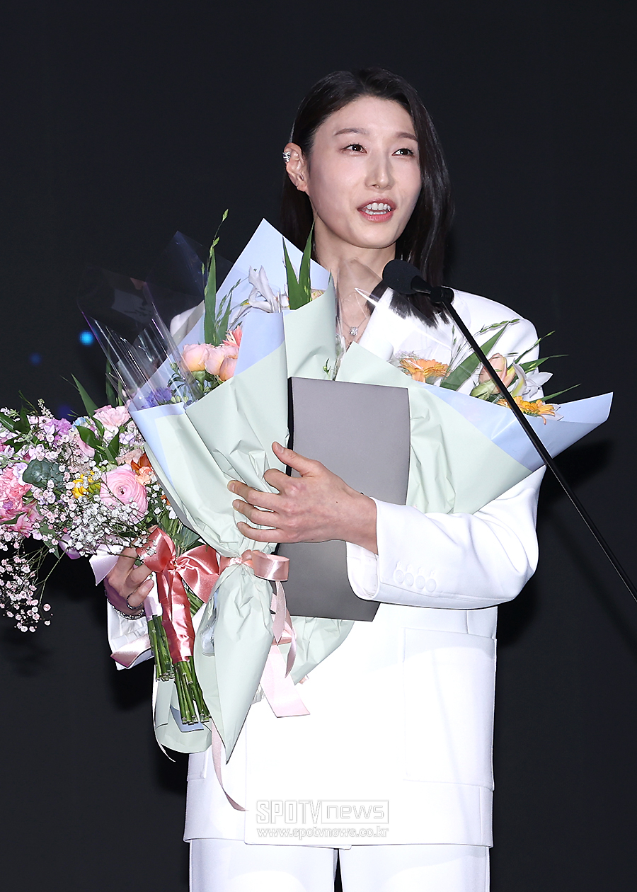 연경神 또 일냈다…'<b>신인감독 김연경</b>' 최고 6.8%, <b>시청률</b> 파죽지세[TV핫...