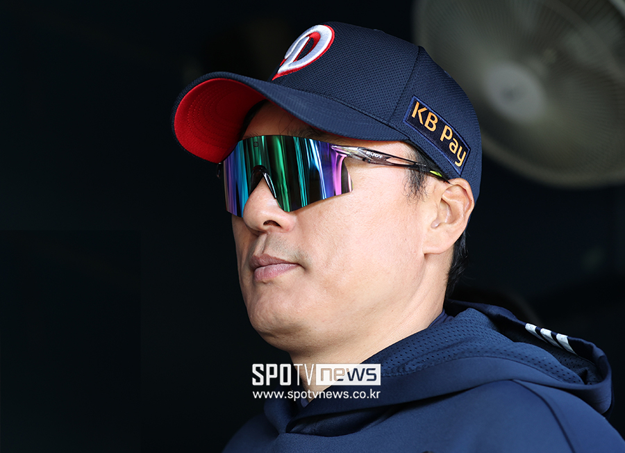 '두산서 자진사퇴' <b>이승엽</b>, <b>요미우리</b> 임시<b>코치</b> 전격 <b>합류</b>…日 주목 "아...
