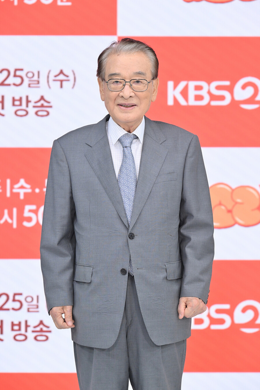 '90세' <b>이순재</b>, 활동중단 후 또 <b>건강악화</b>설…정동환 "<b>건강</b> 좋지 않아, 회...