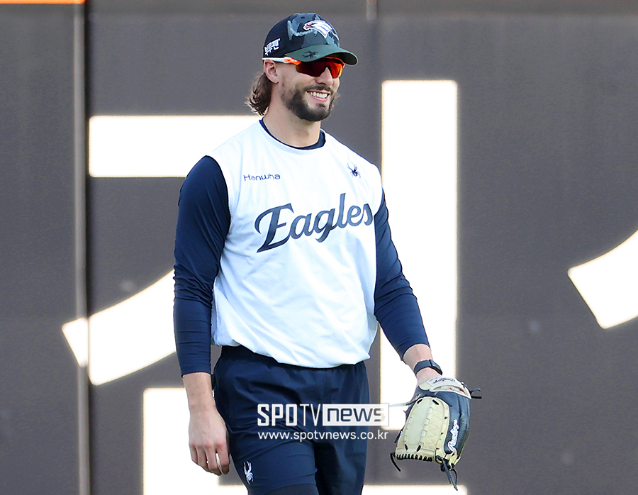 [分享] 問天的瑞恩 又是笑笑的一天