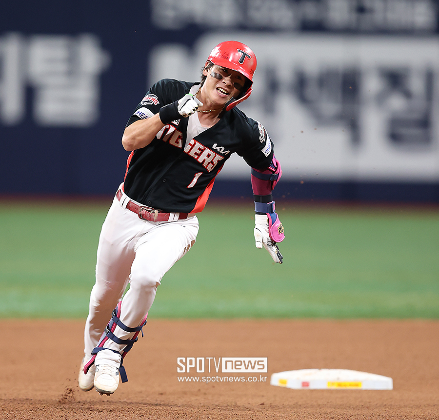 KIA <b>박찬호</b> 전쟁, 나흘 만에 백기 들었다… 여전히 남은 <b>FA</b> 5인, 오프시즌...