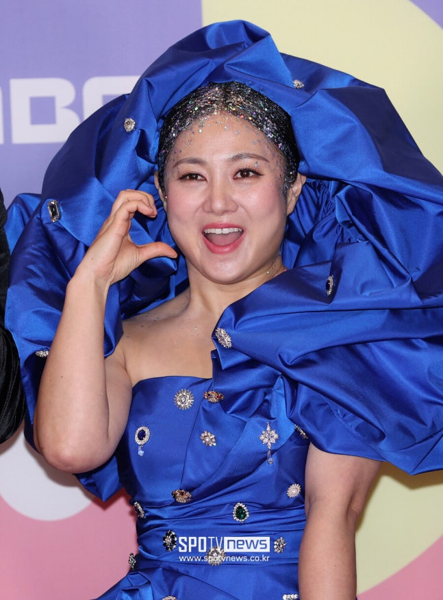 "코쿤 도시락 맛없어"…"나쁜 사람" 박나래, '나혼산'이 곧 매니저 갑질 증거였나