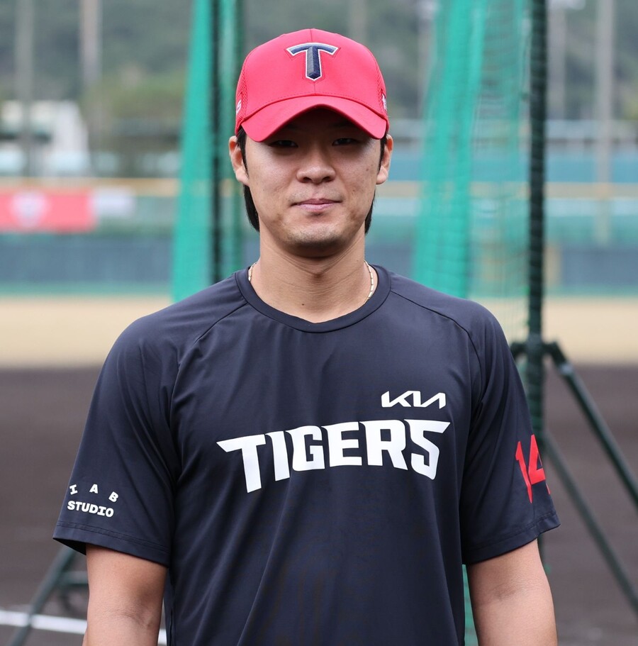"박찬호 이기려고 최선 다하겠다"던 KIA <b>선수</b>, 드디어 기회가 왔다… 외...