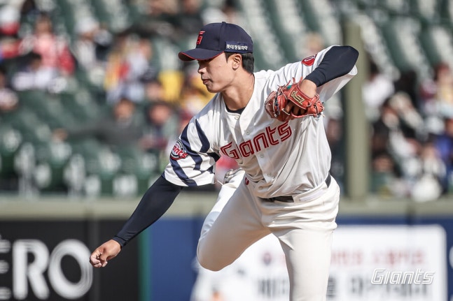 지금껏 이런 '신인' 있었나? 명장 필승조 언급…벌써 150km 쾅! 범상치 않은 롯데 대졸 유망주