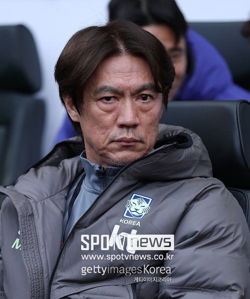 [오피셜] '충격 경질' 공식발표, 월드컵 앞두고 홍명보 감독에게 '패배했던' 가나 아도 감독 경질…오스트리아에 1-5 굴욕패 결정타