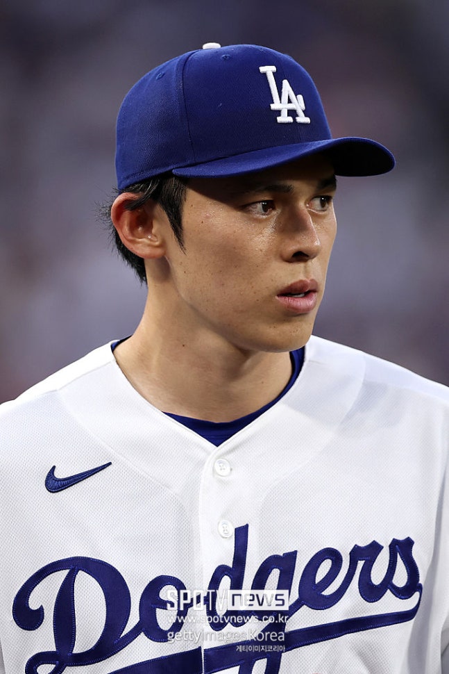 참는 것도 한계가…"사사키 공, 잡기 어려워" 다저스 포수 작심발언