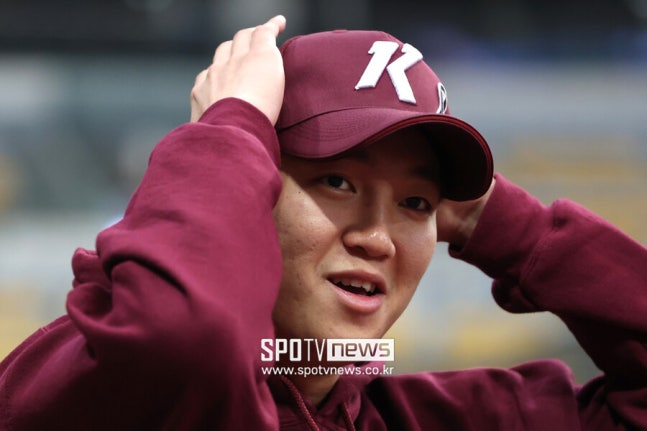 9개 구단 공포에 떨 소식…안우진-배동현과 탠덤 투입, 이르면 5월초 '리밋 해제'