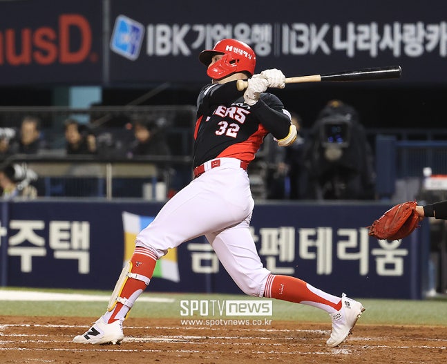 KIA 팬들에게 사랑받지 못했던 사나이… 이제는 마음속에 들어왔나, 80억 유격수 공백 메운다