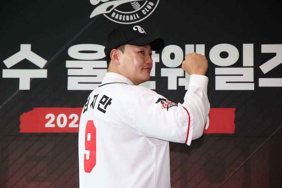 '울산 최지만' 데뷔 초읽기…재활 막바지, 15일 SSG전 앞두고 전격 울산 합류
