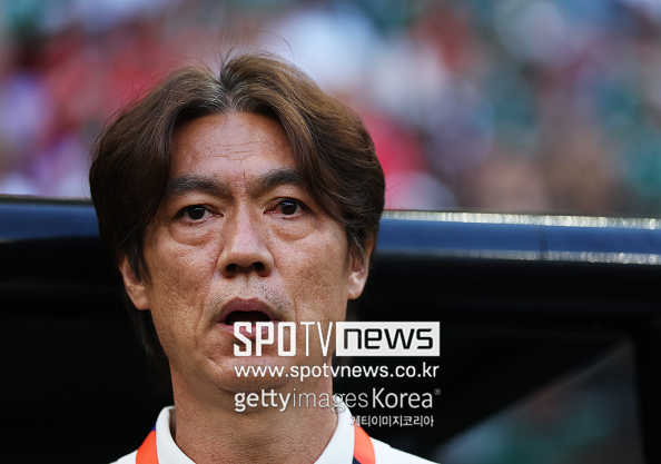 [오피셜] '기도메타', '해줘축구' 안 통했다 '또 대형 악재' 홍명보호, ...