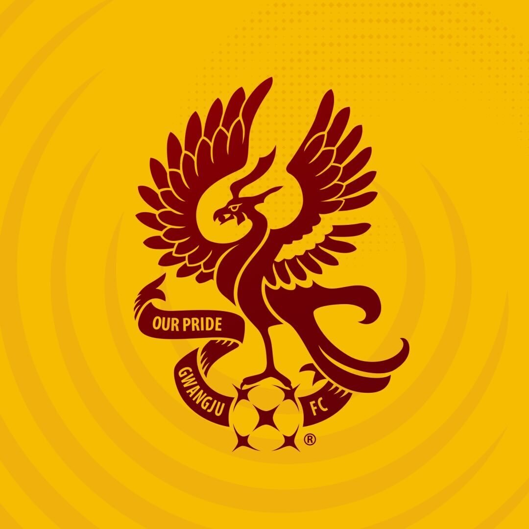'<b>광주FC</b> 선행 퍼졌다!' <b>신창무</b>-프리드욘손, 불난 차량 <b>운전자 구조</b>...연...