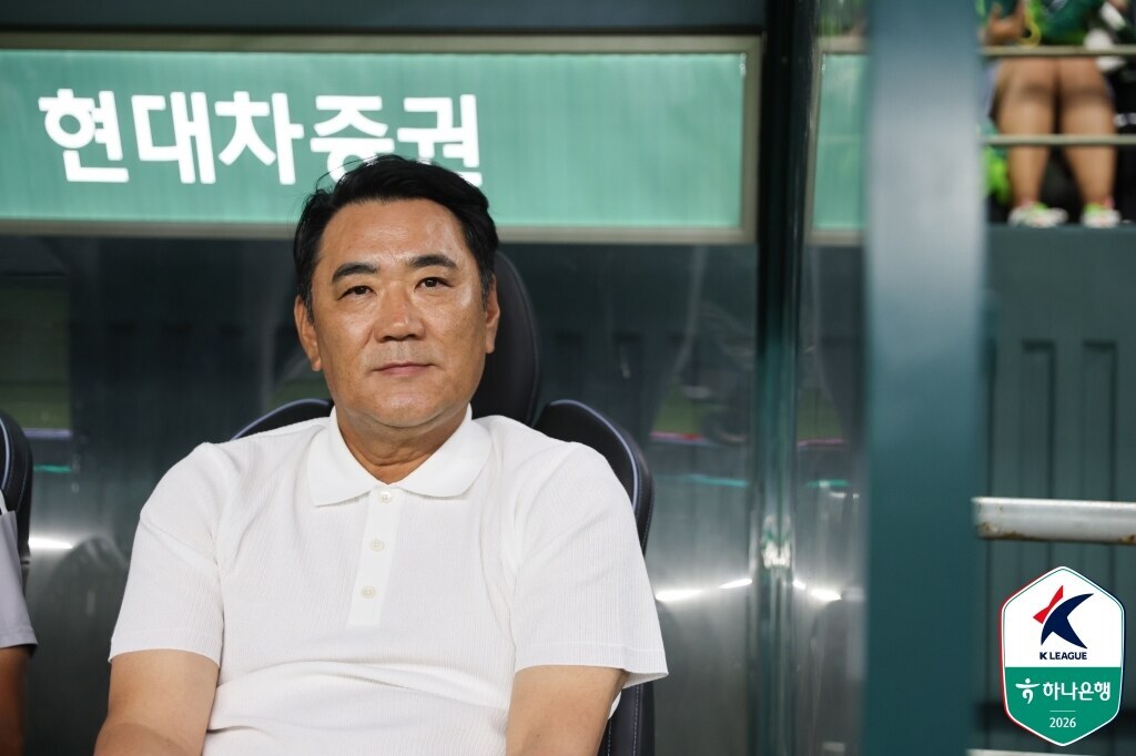 [SPO 현장] '<b>이승우</b>와 언쟁' <b>김현석 감독</b> "크게 할 얘기 없다"