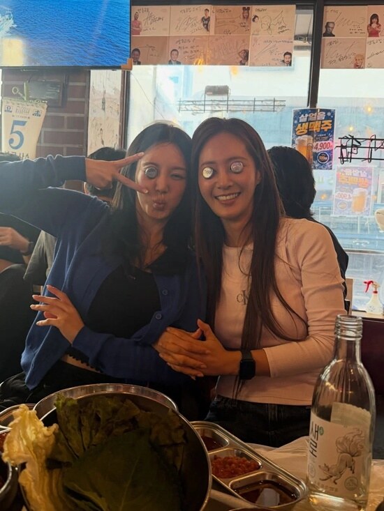 <b>효리수</b>, 술뚜껑 눈에 끼고 '음방' 뒤풀이..완전 털털 '이런 걸그룹 처음...