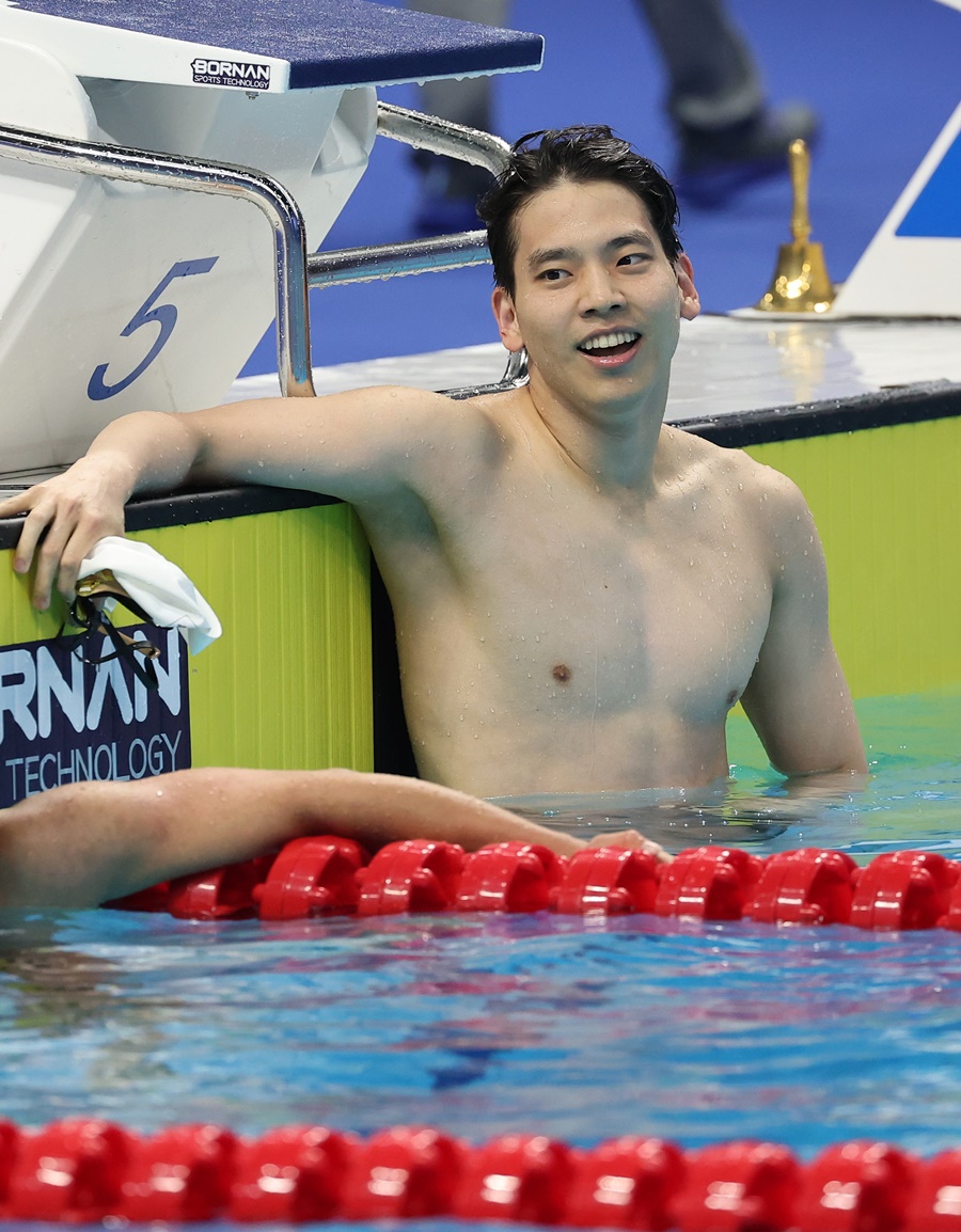 '자카르타-팔렘방→항저우 동메달' <b>이주호</b> 男 배영 100m 3위, 또 메달 보...