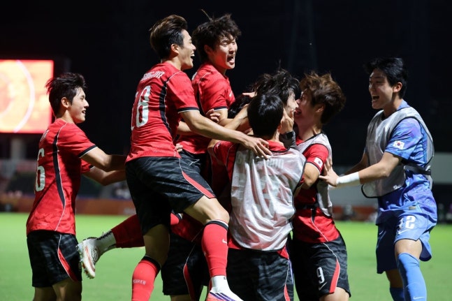 ▲ 아시안게임 한국 축구 대표팀의 4강 상대는 중국으로 결정됐다 ⓒ연합뉴스