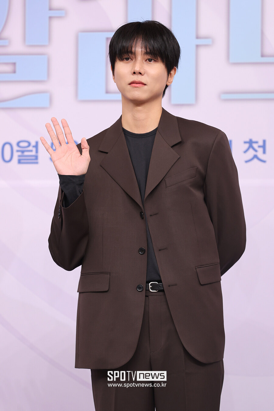 '우발라2' <b>주우재</b> "모델계 임진모? 무리수" 겸손에…로이킴 "많이 배웠다...