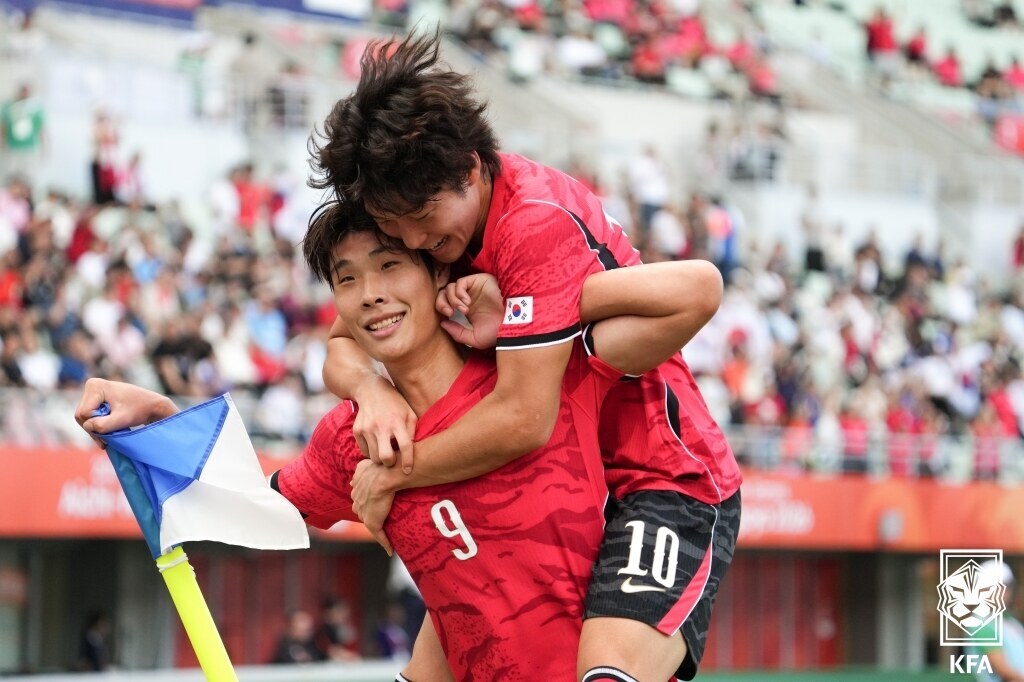 "한국은 군 <b>면제</b>를 원하지만, 일본은 미래의 성장을 노린다" 日 매체의...