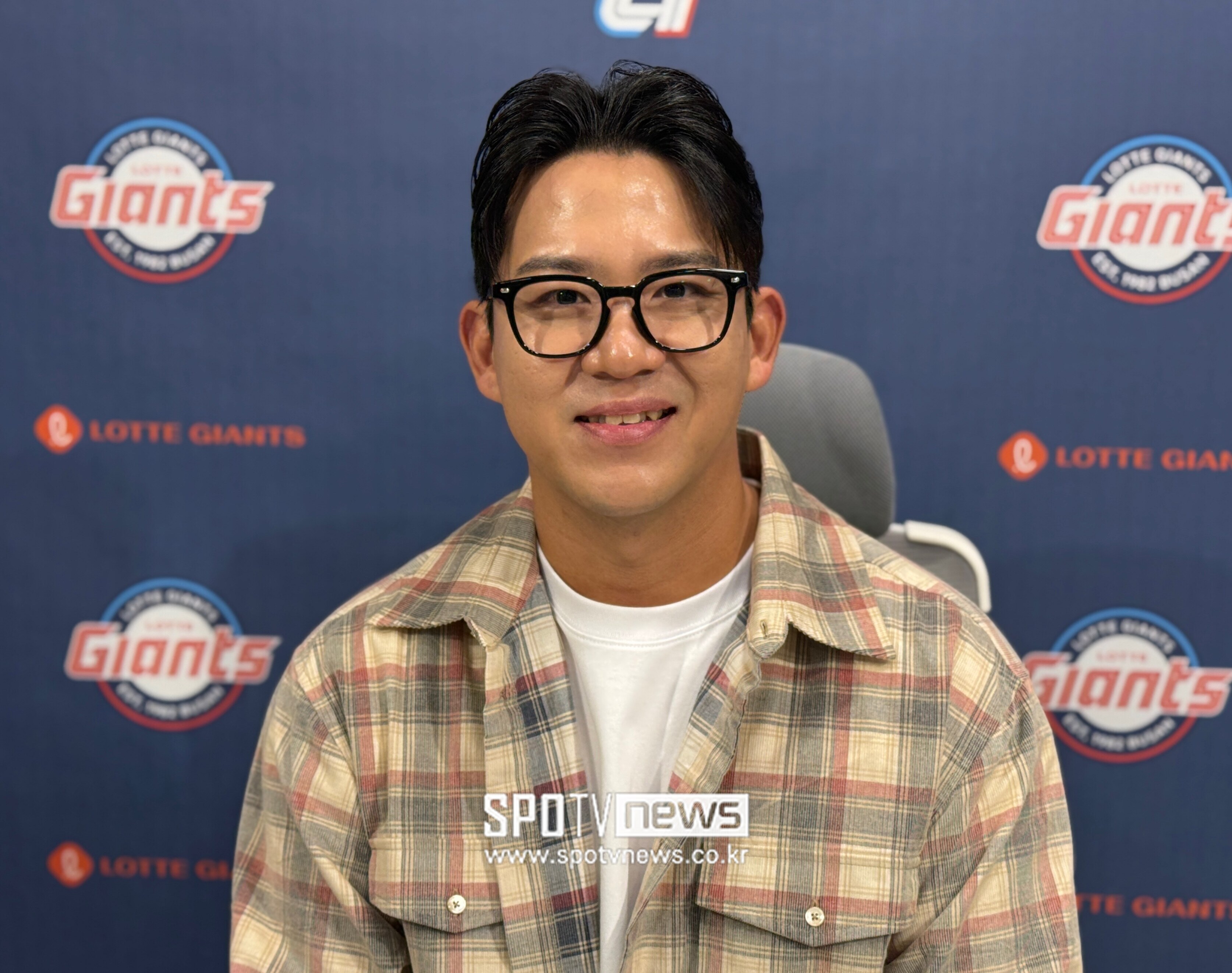 "나를 실력으로 인정해준 팀" 롯데서 시작 사직서 마침표, 떠나는 김민...