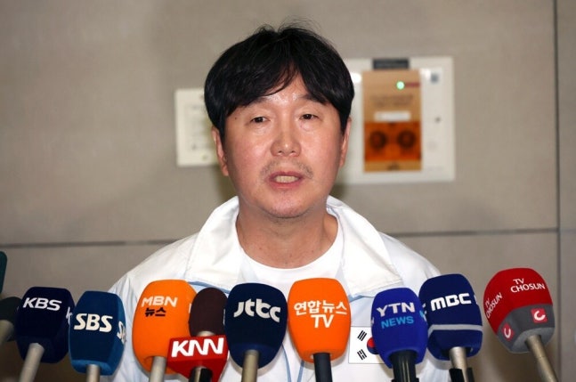 ▲ 한화 이글스가 13일 김경문 감독의 뒤를 이을 신임 사령탑으로 한국 야구대표팀 류지현 감독을 선임했다. ⓒ연합뉴스