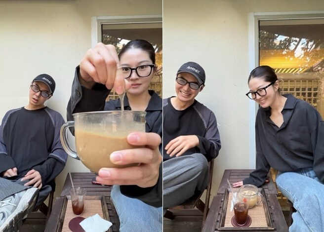 カフェの屋外席で笑顔を見せるチョンジンとリュ・イソ。リュ・イソは飲み物をかき混ぜている