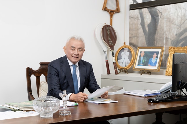 처음 라켓 잡았을 때의 설렘과 열정 그대로... 주원홍 회장 - 뉴스 썸네일 이미지