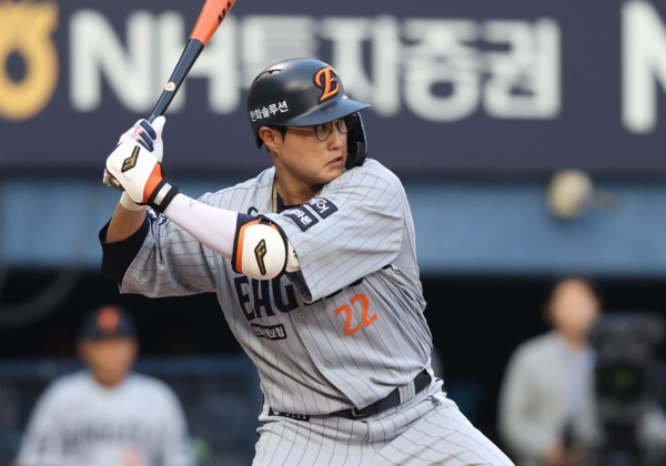 '폰세 최소경기 100K-채은성 결승 투런' 한화, 연장 11회 혈투 끝 선두 ...