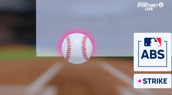 "<b>야구</b>를 망칠 것" MLB <b>선수</b> 63%가 "로봇심판 반대"...KBO리그식 월요 휴식...