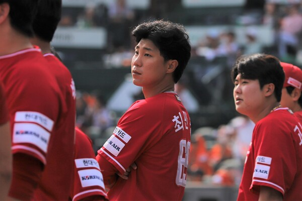 "제 2의 인생 고민" SSG 외야수 <b>최민창</b> 프로 생활 끝...<b>임의해지</b> 신청 [...