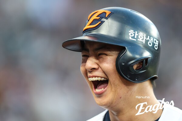 <b>문동주</b>는 <b>부상</b> 강판, 5연승 행진 끝, 1회 탈환 기회 무산...한화가 꼭 잡...