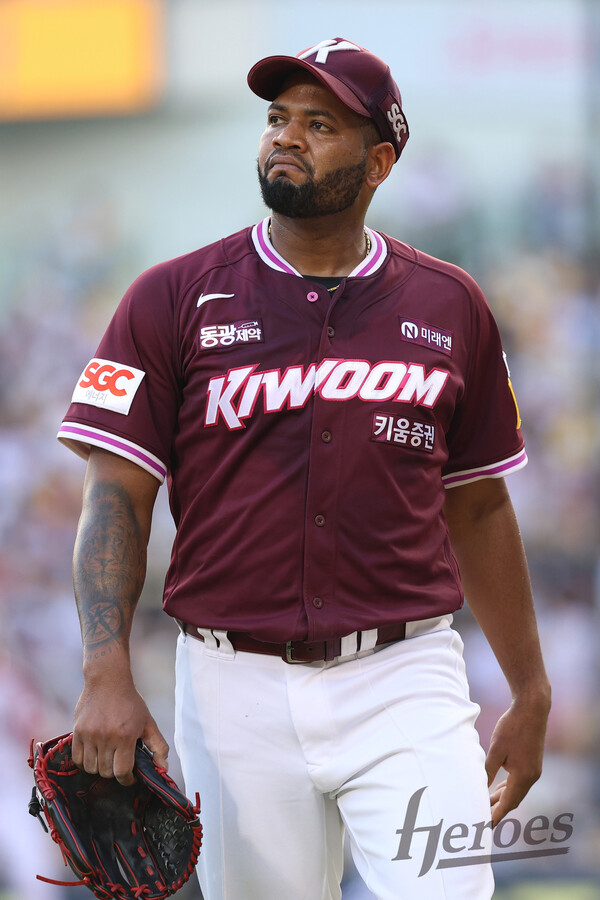 [情報] 梅賽斯預計不會獲得英雄隊續約