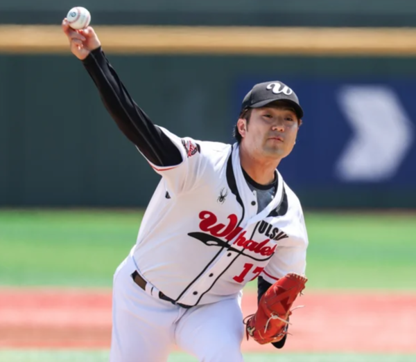 KBO 실수 때문에 <b>LG</b> 큰일났다! 웰스 어깨부상-<b>오카다</b> 영입 <b>무산</b>, 9월까지...