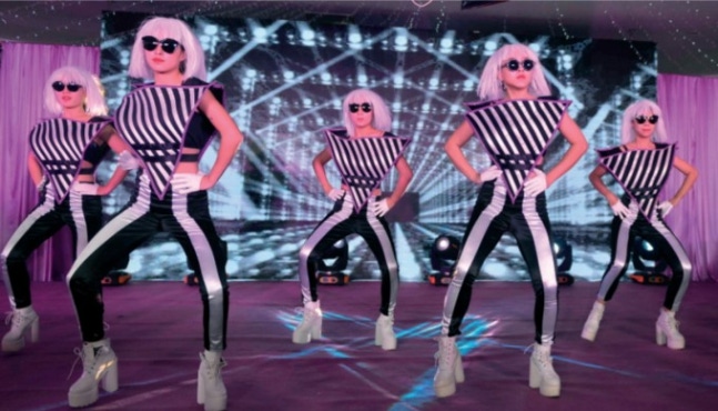 0000002212_004_20181111110022428.jpg?typ