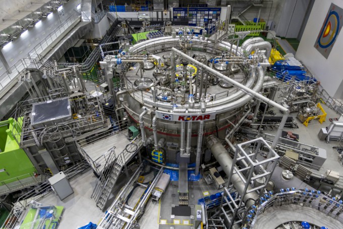 한국의 인공태양 초전도핵융합연구장치 KSTAR.연합뉴스 제공