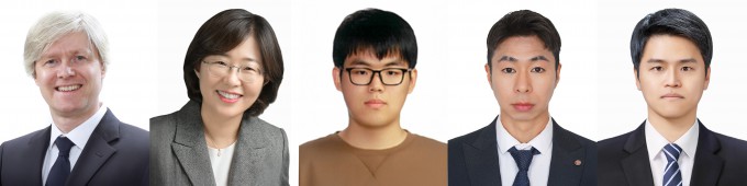왼쪽부터 다런 윌리엄스 GIST 생명과학과 교수, 정다운 연구교수, 김준형 ·김현준·김선욱 박사. GIST 제공.