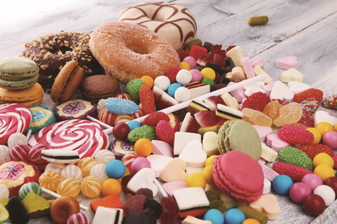 마카롱부터 탕후루, 최근의 두바이쫀득쿠키와 버터떡까지 다양한 인기 디저트들이 사람들의 입맛을 중독적으로 자극한다. 실제로 2008년 미국 프린스턴대 연구팀은 설탕이 중독성을 띤다는 연구 결과를 발표했다. 게티이미지뱅