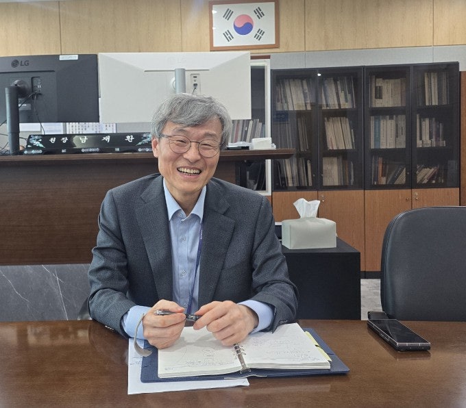 "연구만 하는 '집중연구단' 출범…10년 뒤 국민에 도움주는 연구기관으로"
